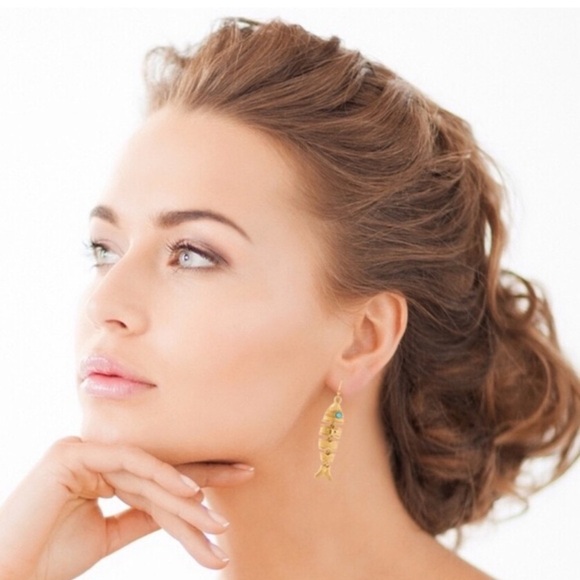 🆕 Tory Burch Authentic Jewelry Earrings At Awesome Prices To Buy Now & Save - Picture 5 of 11